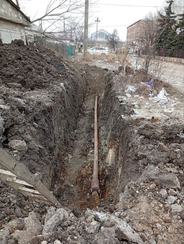 Роман Конев: ФИЛИАЛ «ГОРЛОВСКОЕ ПУВКХ» ГУП ДНР «ВОДА ДОНБАССА» совместно с коллегами из шеф-региона Кузбасс Роман Конев: ФИЛИАЛ «ГОРЛОВСКОЕ ПУВКХ» ГУП ДНР «ВОДА ДОНБАССА» совместно с коллегами из шеф-региона Кузбасс