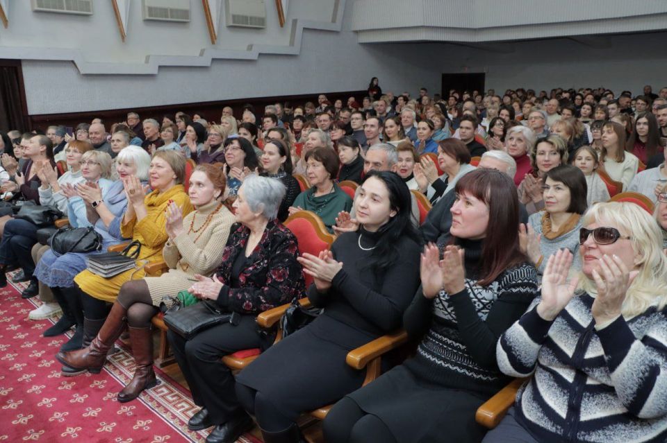 ����������� ���������: � ������� �������� ������ ������� ��������� �MOZART GALA�