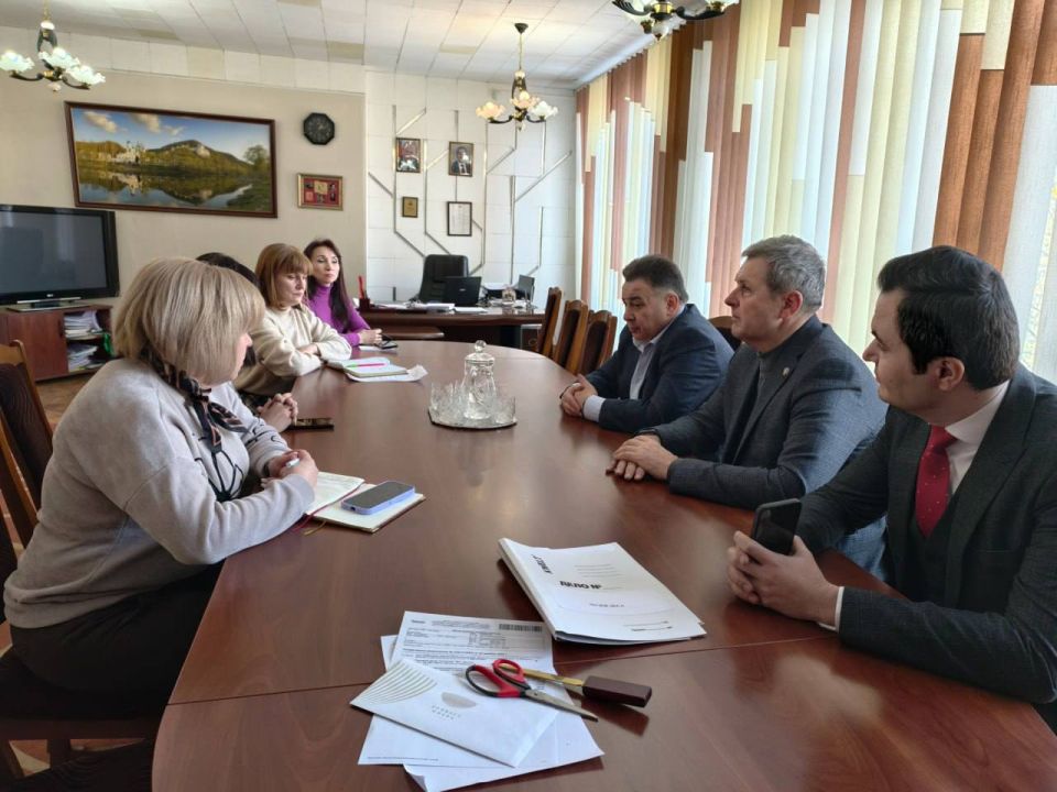 ������ ��������: � ��������� ��� 135-����� �� ��� �������� ������ ����������, �������� ���������� ������� � ����������� ���������� ����������� ������������� ����� ������ �������� �����������