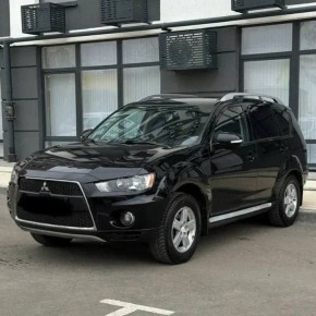 945 �.p. Mitsubishi Outlander, 2011 �.�
