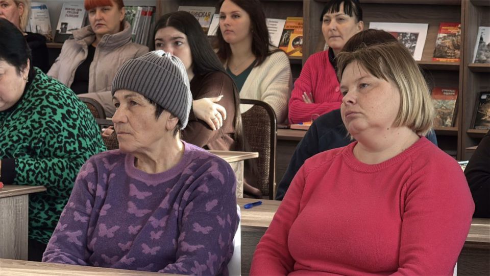 В Зугрэсе прошла деловая игра о социальном предпринимательстве! В Зугрэсе прошла деловая игра о социальном предпринимательстве!