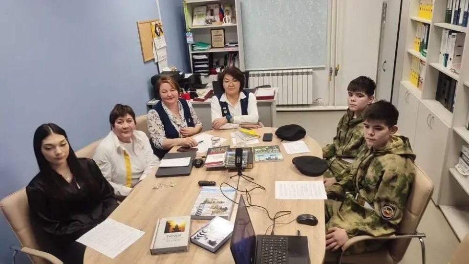 Школы Докучаевска и Якутии провели более 10 телемостов Школы Докучаевска и Якутии провели более 10 телемостов