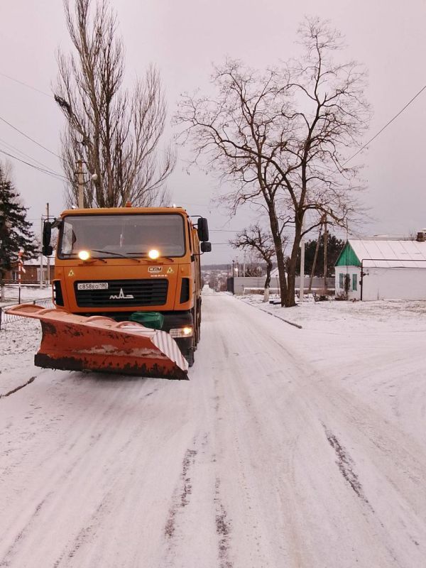 Борис Трима: В связи с ухудшением погодных условий и выпадением осадков в округе усилены работы по зимнему содержанию автомобильных дорог и тротуаров Борис Трима: В связи с ухудшением погодных условий и выпадением осадков в округе усилены работы по зимнему содержанию автомобильных дорог и тротуаров