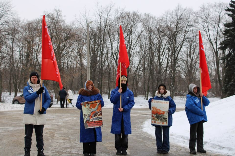 Иван Приходько: В Горловке почтили память героев Сталинградской битвы Иван Приходько: В Горловке почтили память героев Сталинградской битвы