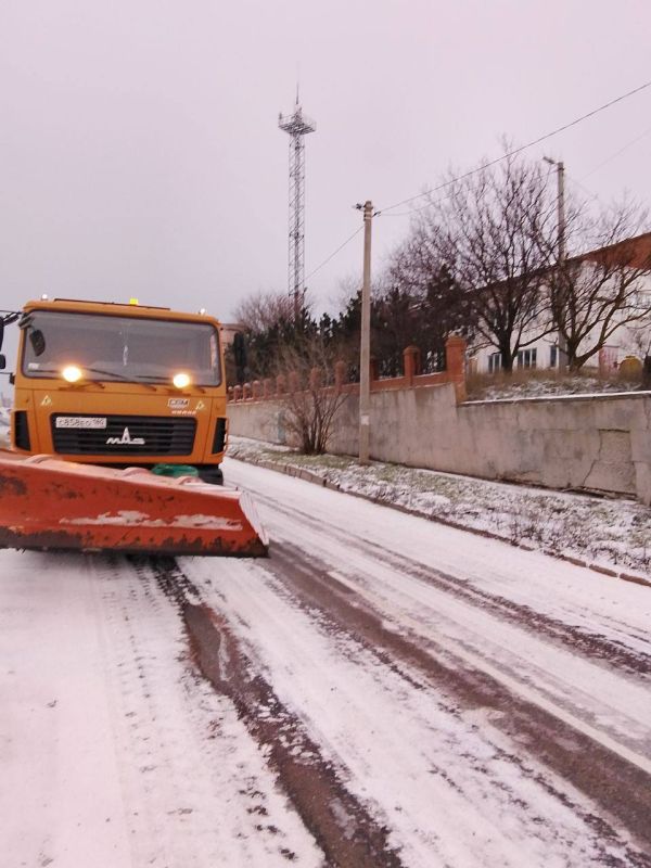 Борис Трима: В связи с ухудшением погодных условий и выпадением осадков в округе усилены работы по зимнему содержанию автомобильных дорог и тротуаров Борис Трима: В связи с ухудшением погодных условий и выпадением осадков в округе усилены работы по зимнему содержанию автомобильных дорог и тротуаров