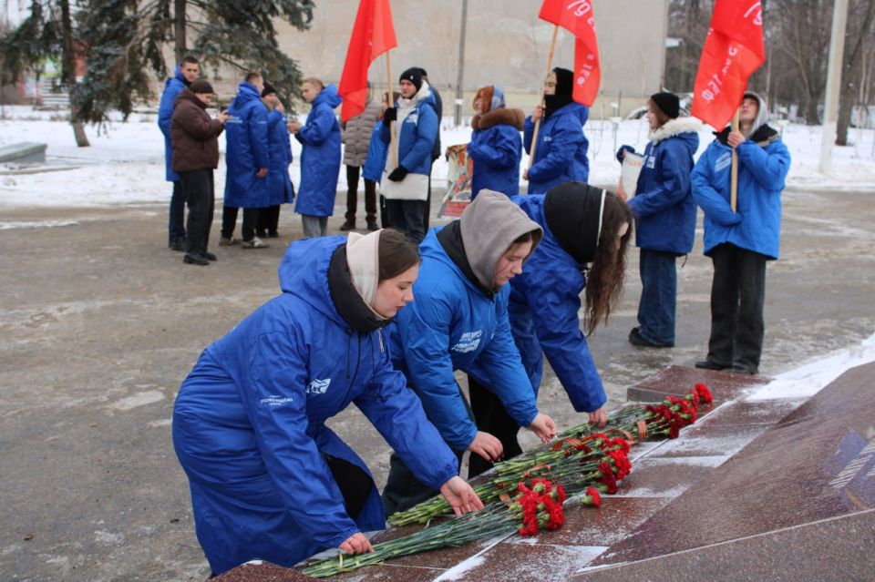 Иван Приходько: В Горловке почтили память героев Сталинградской битвы Иван Приходько: В Горловке почтили память героев Сталинградской битвы