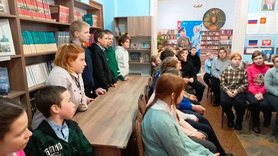2 февраля - День полного разгрома советскими войсками немецко-фашистских войск в Сталинградской битве 2 февраля - День полного разгрома советскими войсками немецко-фашистских войск в Сталинградской битве