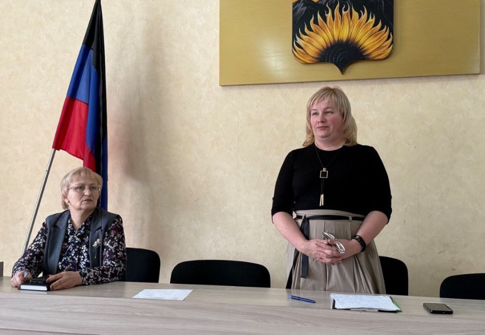 Стартовал муниципальный этап Республиканского конкурса «Педагог года ДНР» Стартовал муниципальный этап Республиканского конкурса «Педагог года ДНР»