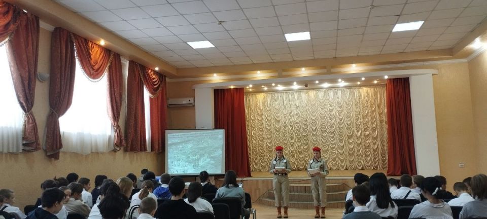 Помним Сталинград: Урок мужества в детском доме Помним Сталинград: Урок мужества в детском доме