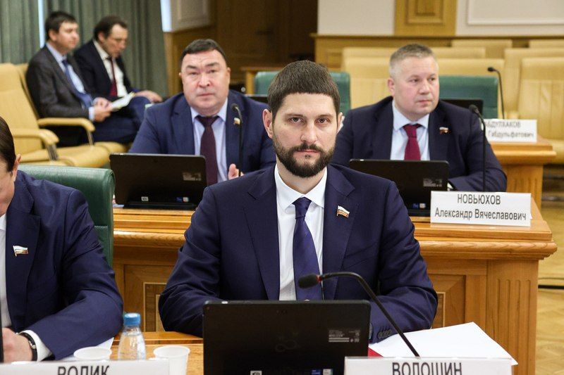 Александр Волошин: #работа_в_СФ. Сегодня в Совете Федерации прошло расширенное заседание Комитета по федеративному устройству, региональной политике, местному самоуправлению и делам Севера под председательством Андрея... Александр Волошин: #работа_в_СФ. Сегодня в Совете Федерации прошло расширенное заседание Комитета по федеративному устройству, региональной политике, местному самоуправлению и делам Севера под председательством Андрея...