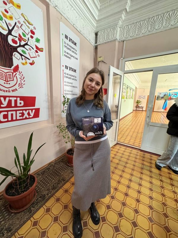 В Горловке продолжается реализация благотворительной акции «Елка желаний» при поддержке Кузбасса В Горловке продолжается реализация благотворительной акции «Елка желаний» при поддержке Кузбасса