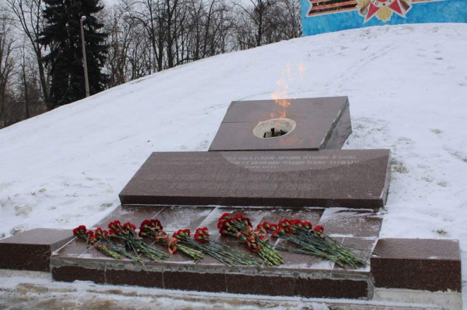 Иван Приходько: В Горловке почтили память героев Сталинградской битвы Иван Приходько: В Горловке почтили память героев Сталинградской битвы