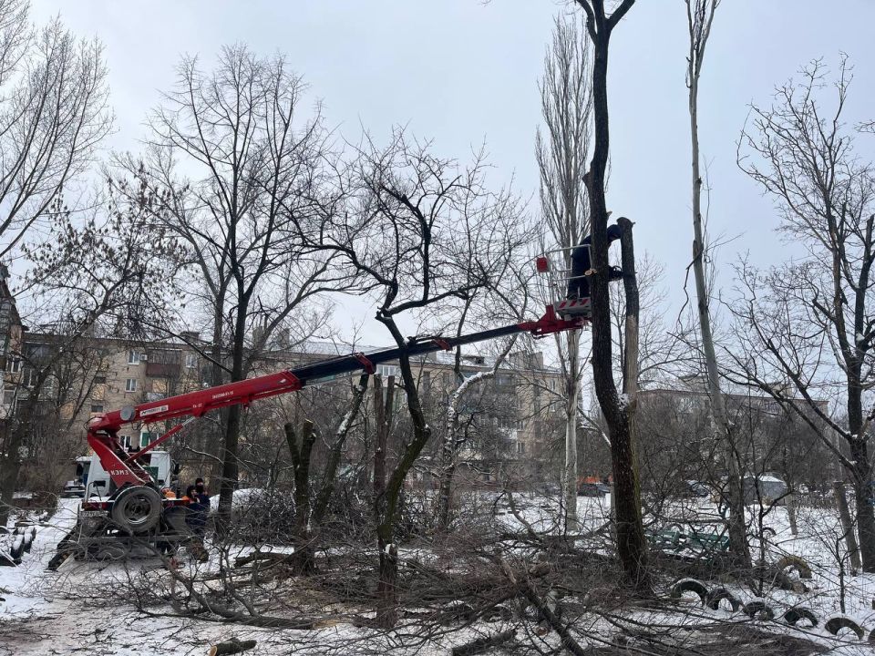 МУП «Простор» ежедневно выполняет все необходимые работы по содержанию городских улиц МУП «Простор» ежедневно выполняет все необходимые работы по содержанию городских улиц