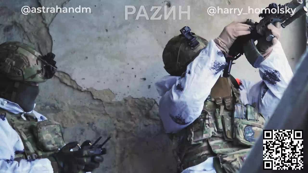 Владимир Разин: Друзья, вместе с Дмитрием Астраханем, Игорем Гомольским и Народным фронтом мы продолжаем наш общий сбор для подразделения специального назначения, которое работает на Донецком направлении