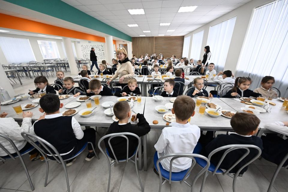 Денис Пушилин: Запускаем «Карту школьника» в учебных организациях Республики Денис Пушилин: Запускаем «Карту школьника» в учебных организациях Республики