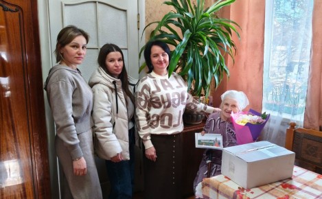 ������������ � 98-������ ��������� ��������� ��������, ���������� ��� �������