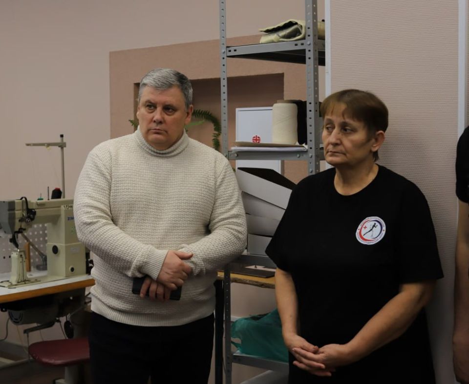 Встреча с сотрудниками Донецкого республиканского протезно-ортопедического центра: обсуждение инфраструктурных проектов Встреча с сотрудниками Донецкого республиканского протезно-ортопедического центра: обсуждение инфраструктурных проектов