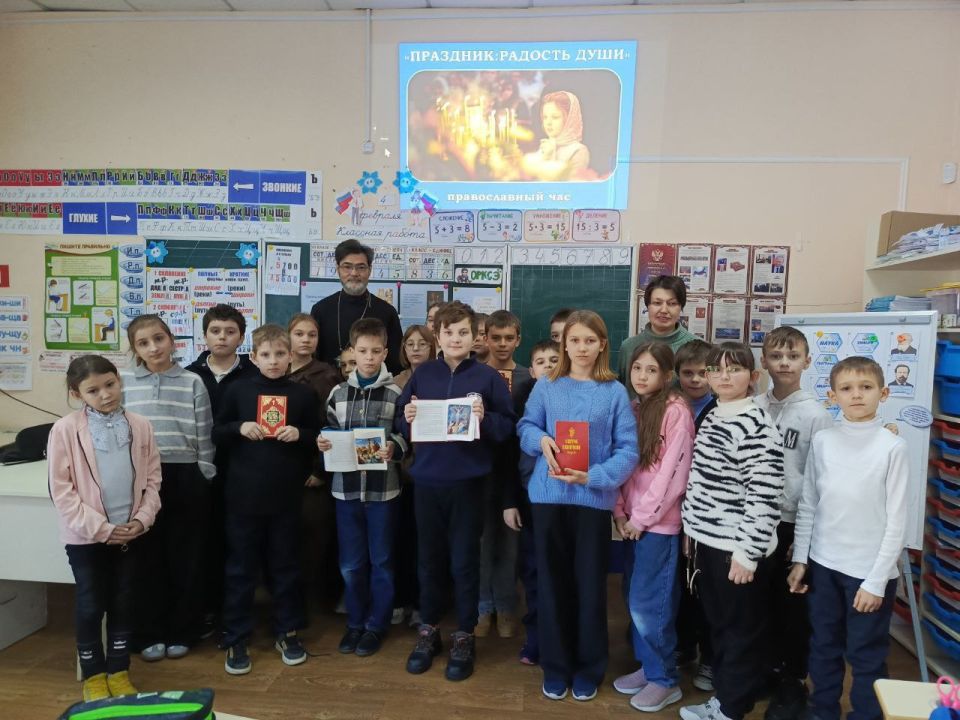 В средней школе №60 прошел час духовности