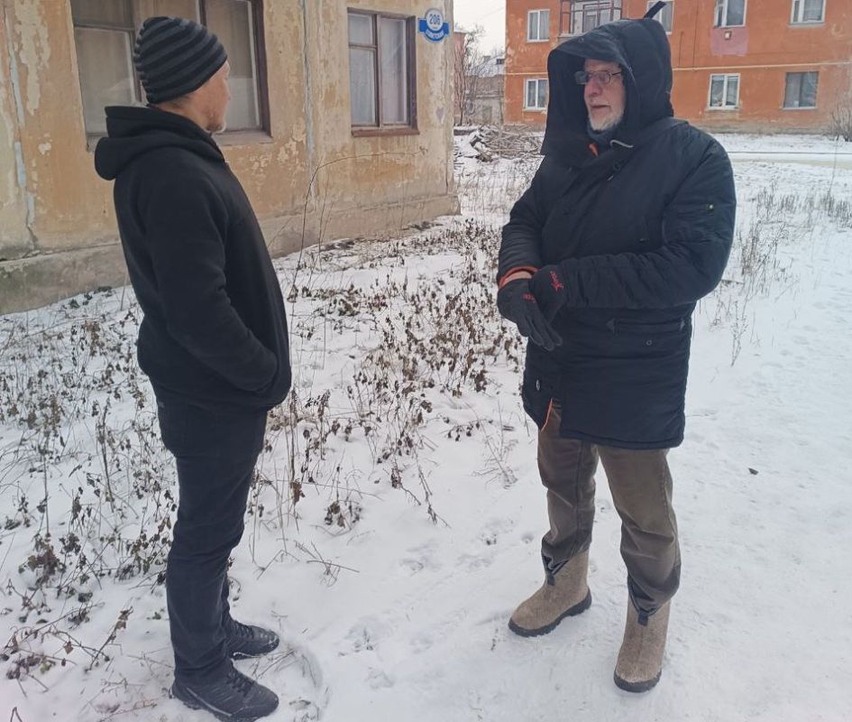 �� ���������� ��������� ����� ��� ������ ��������, 5 �������, ������-�������� ����� ������� ������ ������� � �������� ���������� ������ �� ���������������� ���������� �� ��. ���������, 206