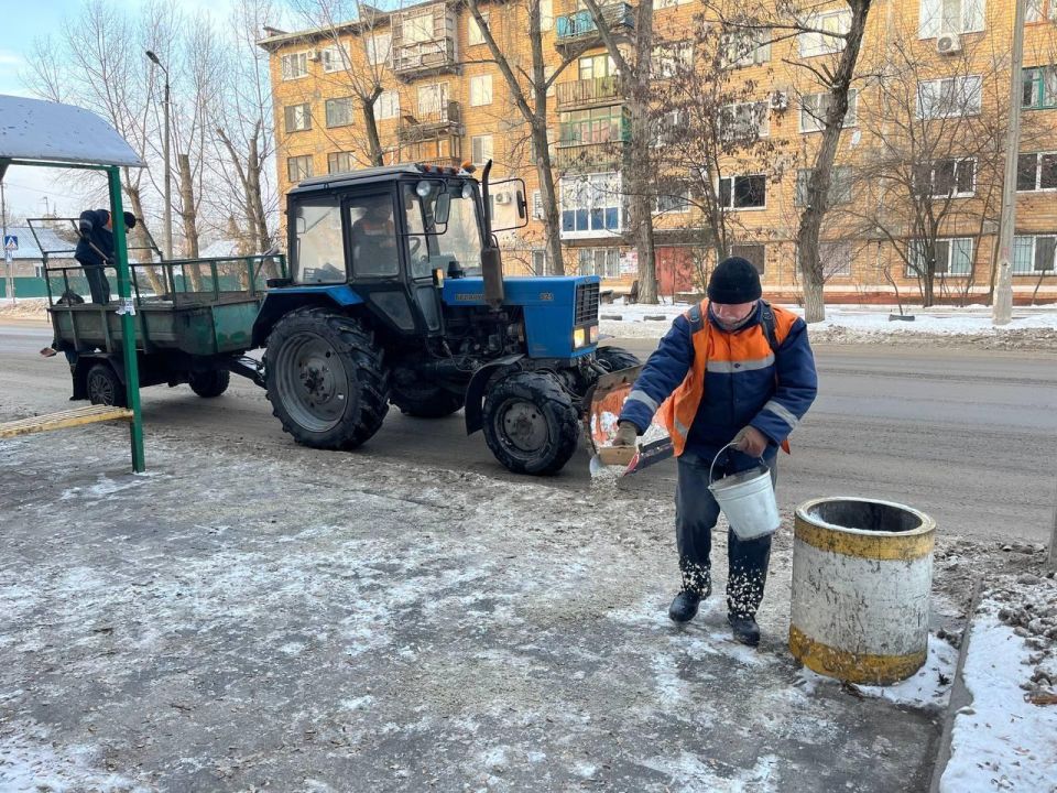Техника Кузбасса продолжает помогать прифронтовой Горловке в зимний период Техника Кузбасса продолжает помогать прифронтовой Горловке в зимний период