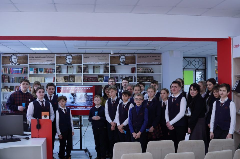 Урок мужества «В огне и дыму Сталинграда» Урок мужества «В огне и дыму Сталинграда»