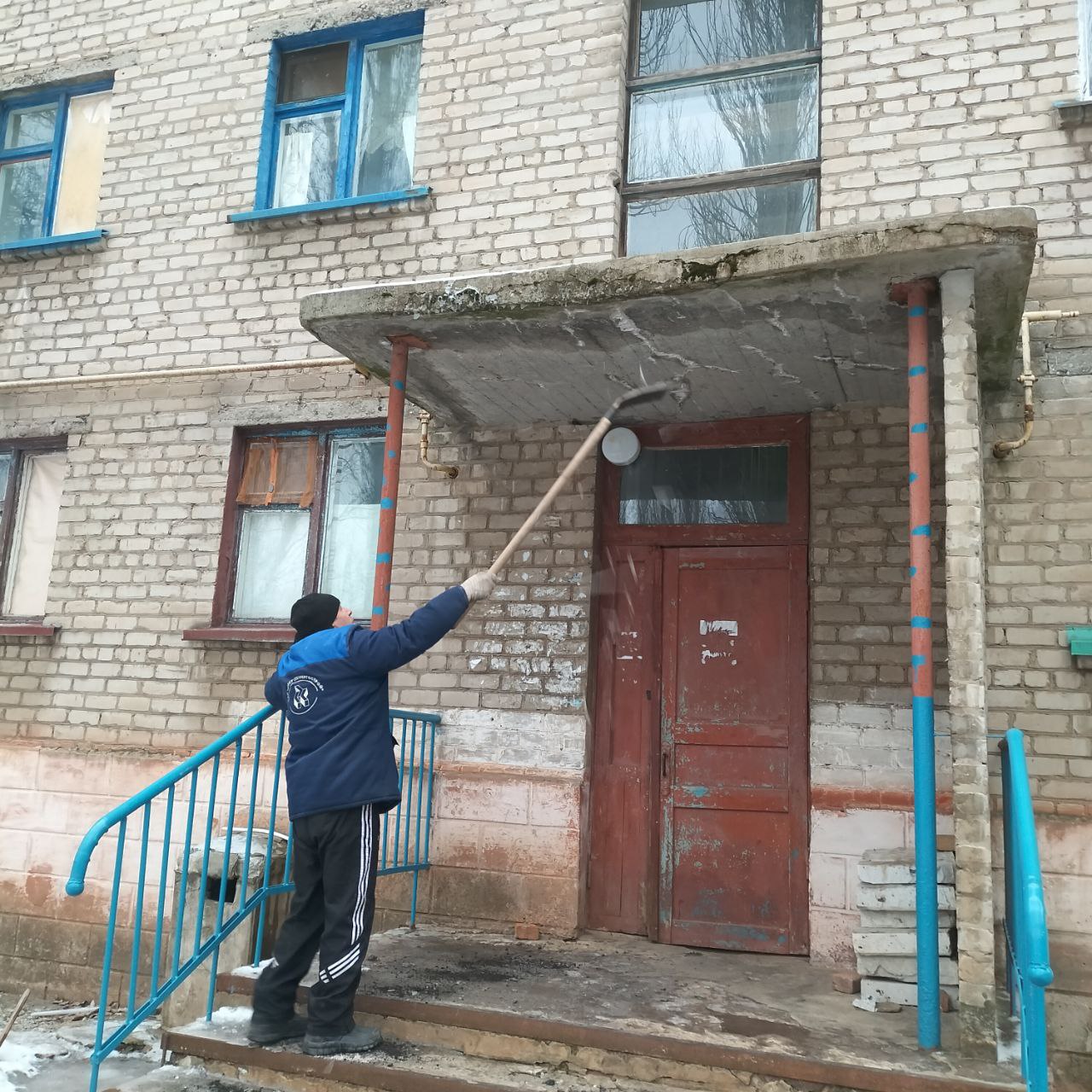 Роман Конев: МУНИЦИПАЛЬНОЕ УНИТАРНОЕ ПРЕДПРИЯТИЕ «УПРАВЛЯЮЩАЯ КОМПАНИЯ ГОРОДА ГОРЛОВКА» АДМИНИСТРАЦИИ ГОРОДСКОГО ОКРУГА ГОРЛОВКА и ГОРЛОВСКИЙ ФИЛИАЛ ЕДИНОГО РЕГИОНАЛЬНОГО ФОНДА ПО УПРАВЛЕНИЮ МНОГОКВАРТИРНЫМИ ДОМАМИ НА... Роман Конев: МУНИЦИПАЛЬНОЕ УНИТАРНОЕ ПРЕДПРИЯТИЕ «УПРАВЛЯЮЩАЯ КОМПАНИЯ ГОРОДА ГОРЛОВКА» АДМИНИСТРАЦИИ ГОРОДСКОГО ОКРУГА ГОРЛОВКА и ГОРЛОВСКИЙ ФИЛИАЛ ЕДИНОГО РЕГИОНАЛЬНОГО ФОНДА ПО УПРАВЛЕНИЮ МНОГОКВАРТИРНЫМИ ДОМАМИ НА...