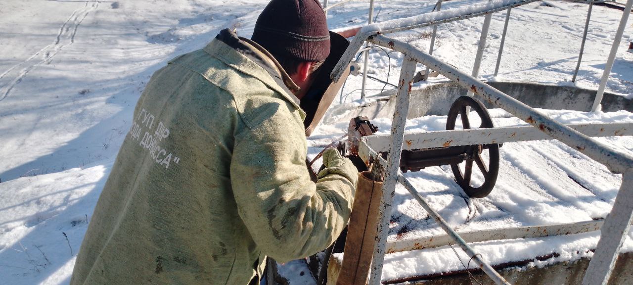 Роман Конев: ФИЛИАЛ «ГОРЛОВСКОЕ ПУВКХ» ГУП ДНР «ВОДА ДОНБАССА» совместно с коллегами из шеф-региона Кузбасс Роман Конев: ФИЛИАЛ «ГОРЛОВСКОЕ ПУВКХ» ГУП ДНР «ВОДА ДОНБАССА» совместно с коллегами из шеф-региона Кузбасс