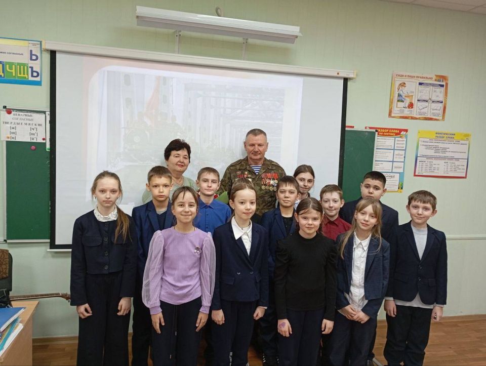 ������� ����������: ������� � ������-������������������ ����������� ������ ������ ������� � 4-� ������ ������������� �������� �������������� �.�