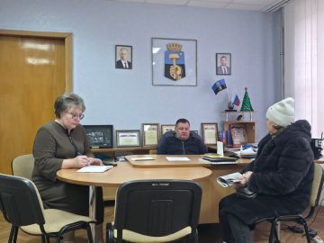 В понедельник, 16 февраля, руководитель Управы Куйбышевского внутригородского района Иван Адамец провел плановый прием граждан