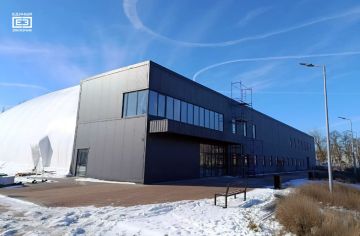 В Орджоникидзевском районе Мариуполя завершено устройство крытого ледового поля