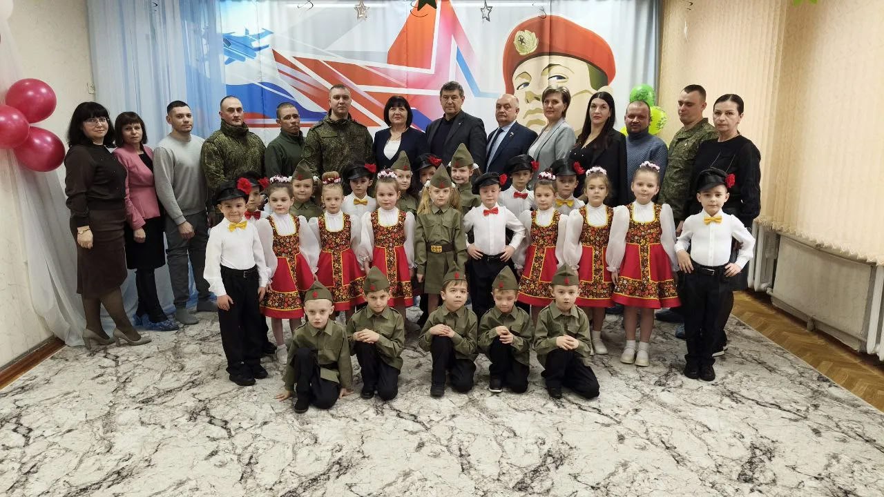 Праздник настоящих мужчин. 23 февраля в России отмечается День защитника Отечества — праздник мужества, доблести и преданности Родине Праздник настоящих мужчин. 23 февраля в России отмечается День защитника Отечества — праздник мужества, доблести и преданности Родине