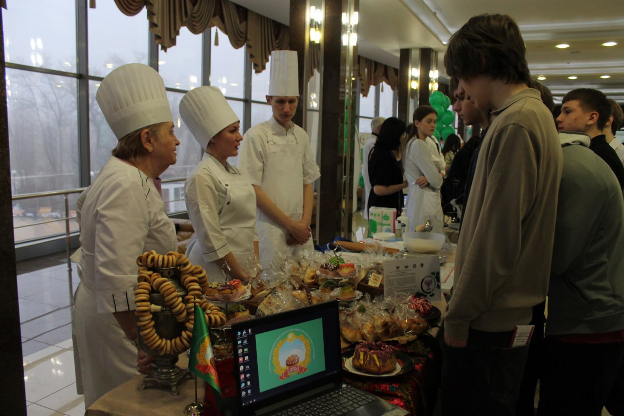 Олег Трофимов: В Донецкой Народной Республике дан старт четвертому циклу чемпионатов профессионального мастерства Олег Трофимов: В Донецкой Народной Республике дан старт четвертому циклу чемпионатов профессионального мастерства