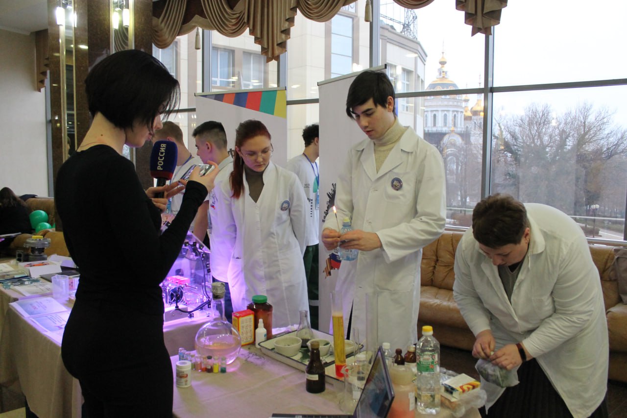 Олег Трофимов: В Донецкой Народной Республике дан старт четвертому циклу чемпионатов профессионального мастерства Олег Трофимов: В Донецкой Народной Республике дан старт четвертому циклу чемпионатов профессионального мастерства