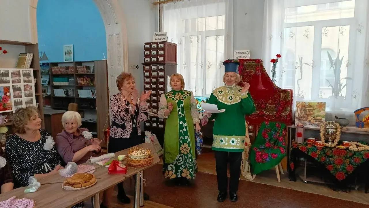 В Зугрэсской библиотеке-филиале №3 прошло праздничное мероприятие «Приходи, честной народ, Масленица идет» В Зугрэсской библиотеке-филиале №3 прошло праздничное мероприятие «Приходи, честной народ, Масленица идет»