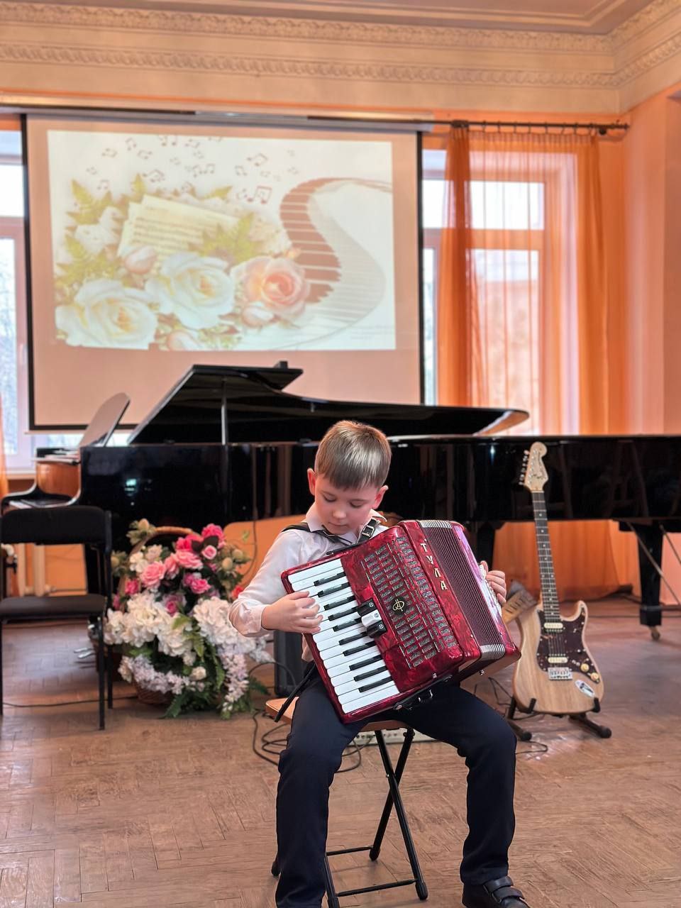 20 февраля в МБУДО ДДШИ состоялся праздничный концерт, приуроченный ко Дню защитника Отечества 20 февраля в МБУДО ДДШИ состоялся праздничный концерт, приуроченный ко Дню защитника Отечества
