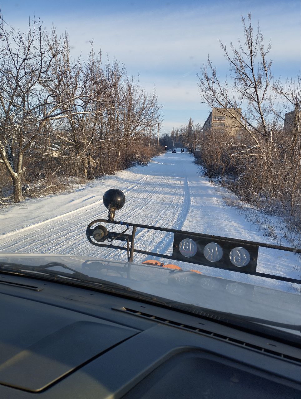 Сергей Желновач: Коммунальные службы городского округа Дебальцево продолжают работу по зимнему содержанию автодорог Сергей Желновач: Коммунальные службы городского округа Дебальцево продолжают работу по зимнему содержанию автодорог