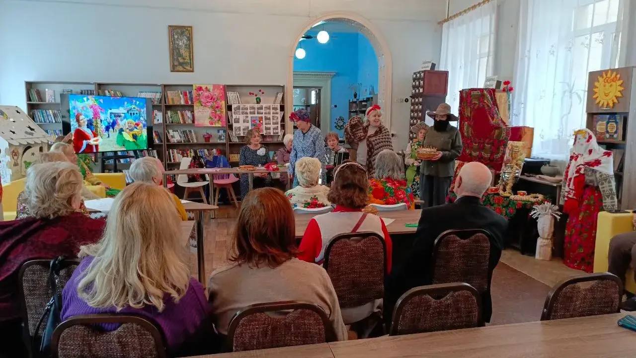 В Зугрэсской библиотеке-филиале №3 прошло праздничное мероприятие «Приходи, честной народ, Масленица идет» В Зугрэсской библиотеке-филиале №3 прошло праздничное мероприятие «Приходи, честной народ, Масленица идет»