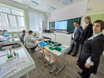 Олег Трофимов: «В Ясиноватой живут талантливые дети, которых учат сильные педагоги»