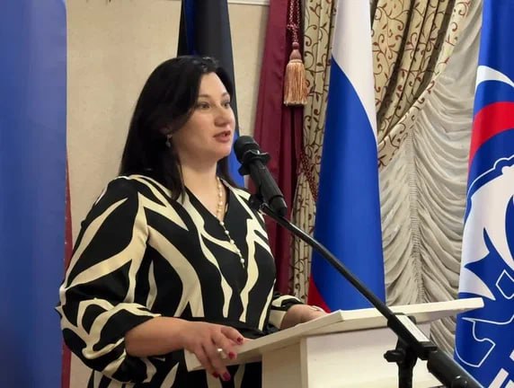 Александр Пеняев: Провели муниципальный форум «Единой России» в Ясиноватой Александр Пеняев: Провели муниципальный форум «Единой России» в Ясиноватой