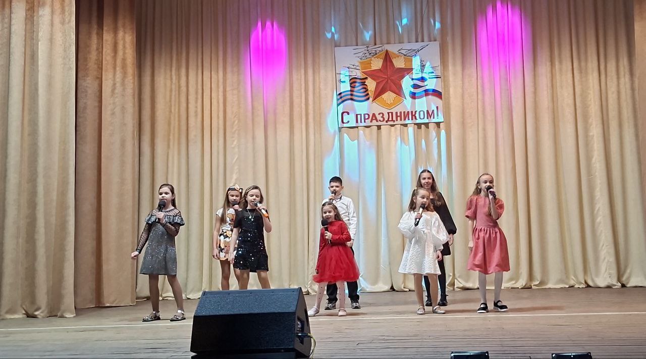 Сергей Желновач: В преддверии праздника, 21 февраля в МБУ «Мироновский поселковый ДК» состоялся праздничный концерт, посвященный Дню защитника Отечества Сергей Желновач: В преддверии праздника, 21 февраля в МБУ «Мироновский поселковый ДК» состоялся праздничный концерт, посвященный Дню защитника Отечества