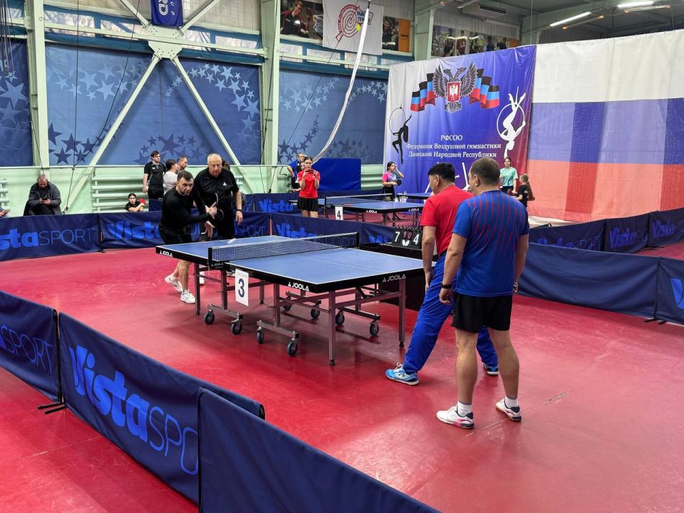 Денис Пушилин: Поддерживаем традиции настольного тенниса в Республике Денис Пушилин: Поддерживаем традиции настольного тенниса в Республике