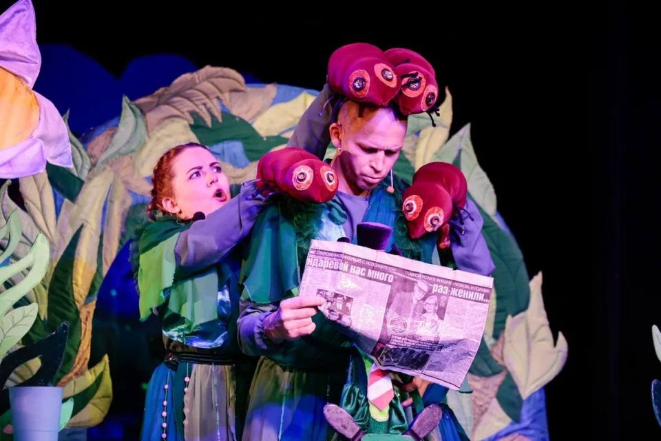 Спектакль в преддверии праздника Спектакль в преддверии праздника