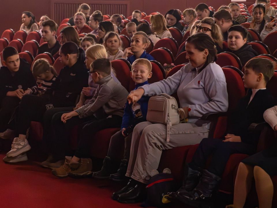 Спектакль в преддверии праздника Спектакль в преддверии праздника