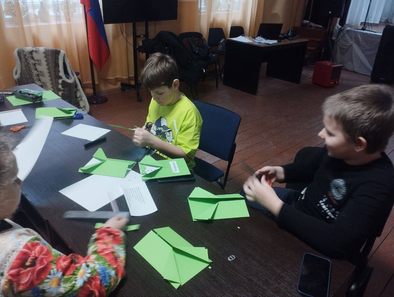 В преддверии праздника 23 февраля прошли мастер-классы В преддверии праздника 23 февраля прошли мастер-классы