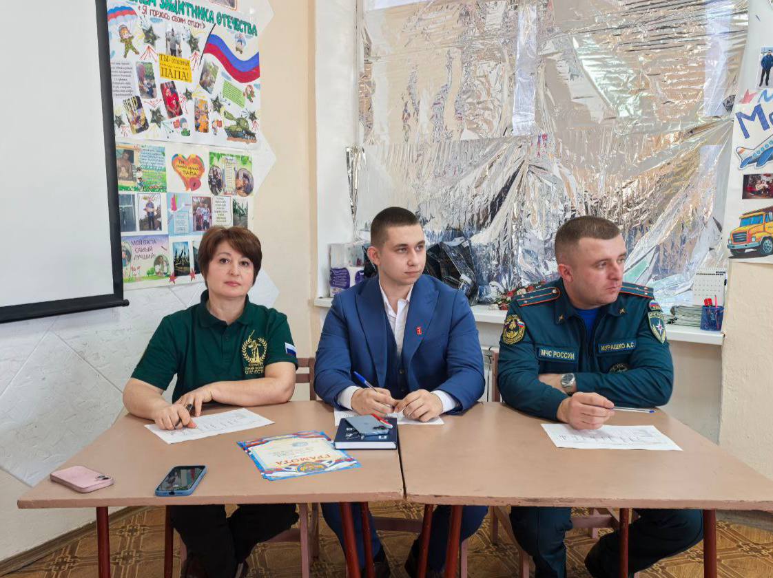 «Папа и я — дружны со спортом всегда!» «Папа и я — дружны со спортом всегда!»