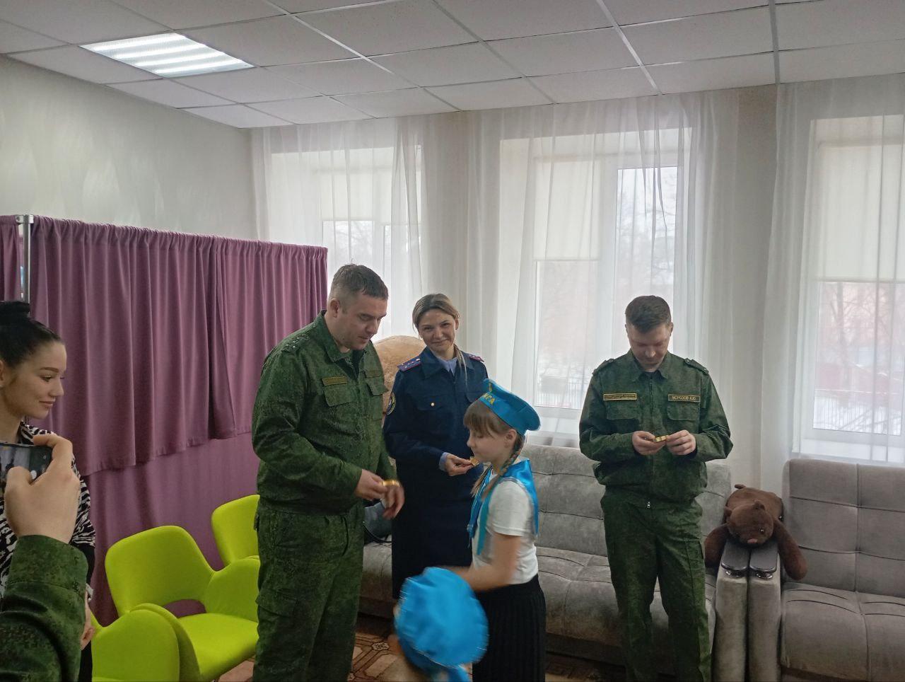 В Харцызске прошло мероприятие, посвященное Дню защитника Отечества В Харцызске прошло мероприятие, посвященное Дню защитника Отечества