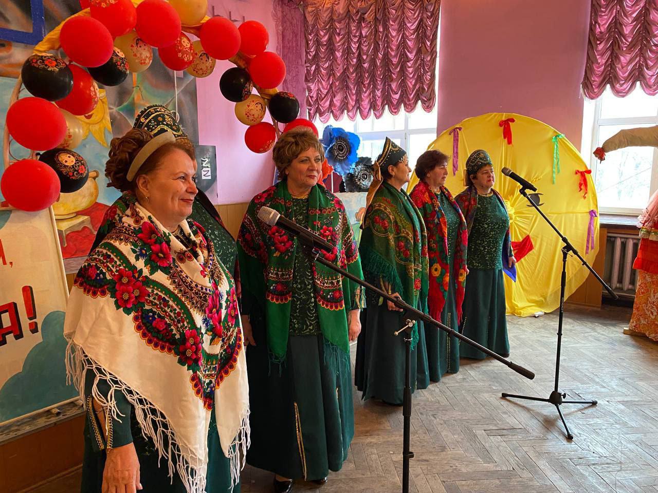 В Старобешевском округе жители отметили Масленицу В Старобешевском округе жители отметили Масленицу