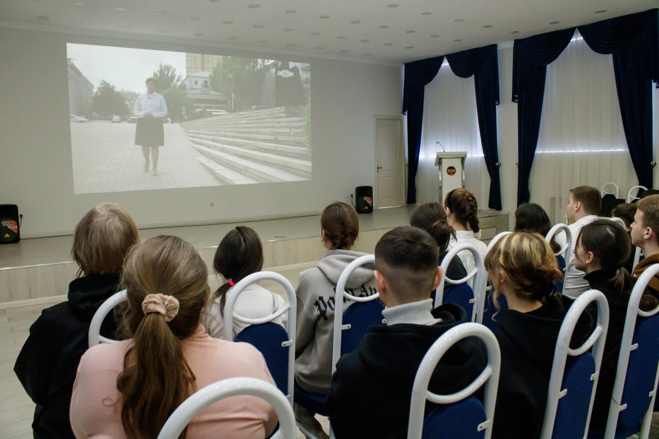 В Донецком республиканском краеведческом музее состоялось открытие выставки «Наши земляки на защите Родины» В Донецком республиканском краеведческом музее состоялось открытие выставки «Наши земляки на защите Родины»