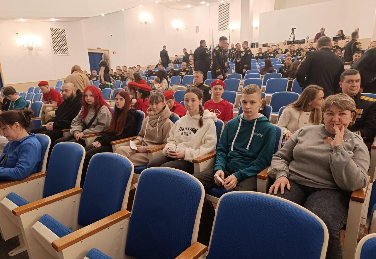 Делегация из Светлодарска посетила легендарный «город подводников» в Камчатском крае