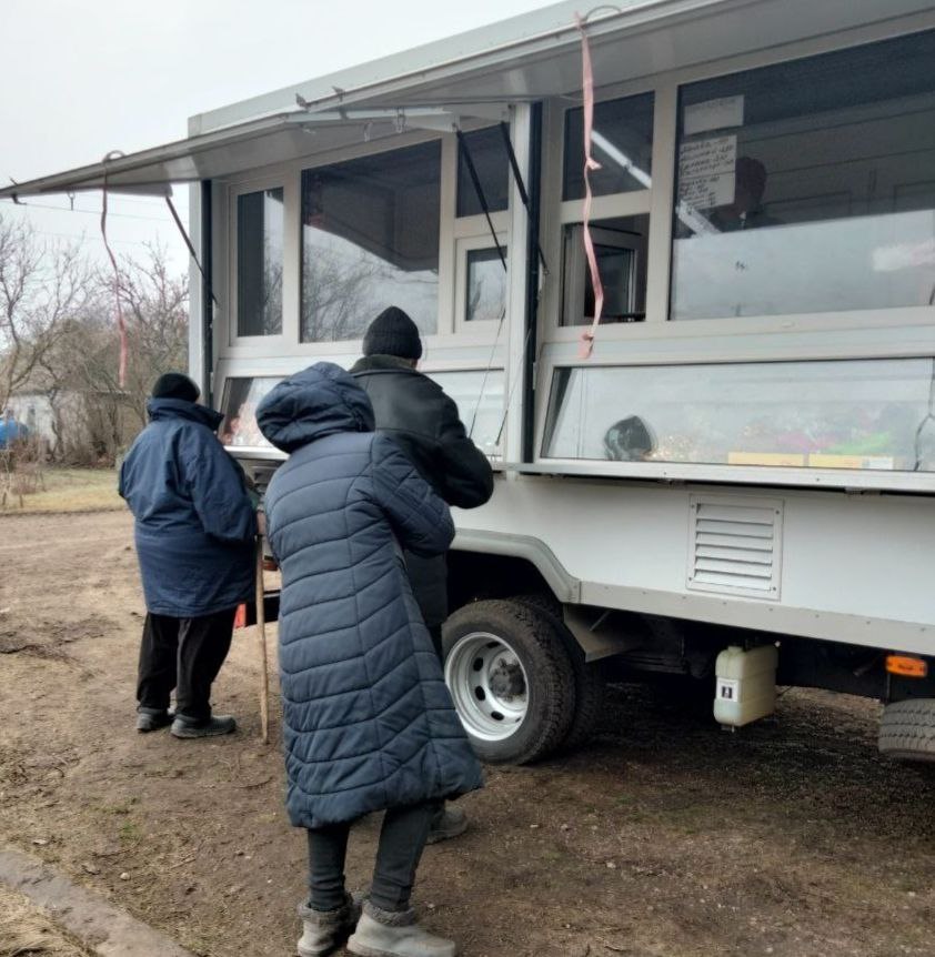 С 21 по 23 февраля 2026 года осуществлена выездная торговля с использованием автомагазинов в населенных пунктах городских округов Донецк, Горловка, Мариуполь, на территории г. Авдеевка, также Волновахского, Володарского... С 21 по 23 февраля 2026 года осуществлена выездная торговля с использованием автомагазинов в населенных пунктах городских округов Донецк, Горловка, Мариуполь, на территории г. Авдеевка, также Волновахского, Володарского...